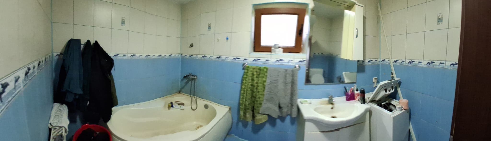 Casa P+M construita intr-o oaza de verdeata , departe de zgomotul orasului  - 3