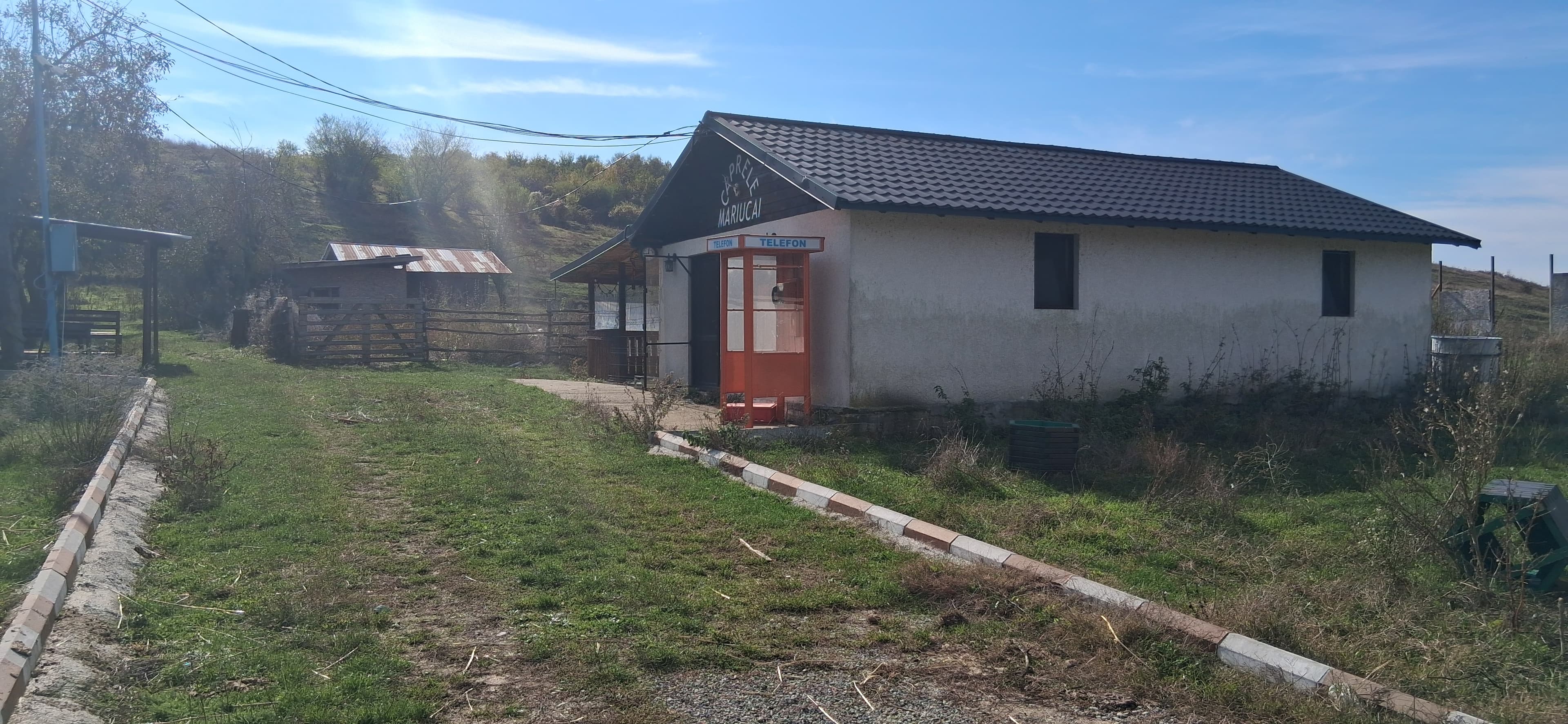 Ferma de vanzare , Orasul Baicoi , Judetul Prahova , zona Dambu - 4