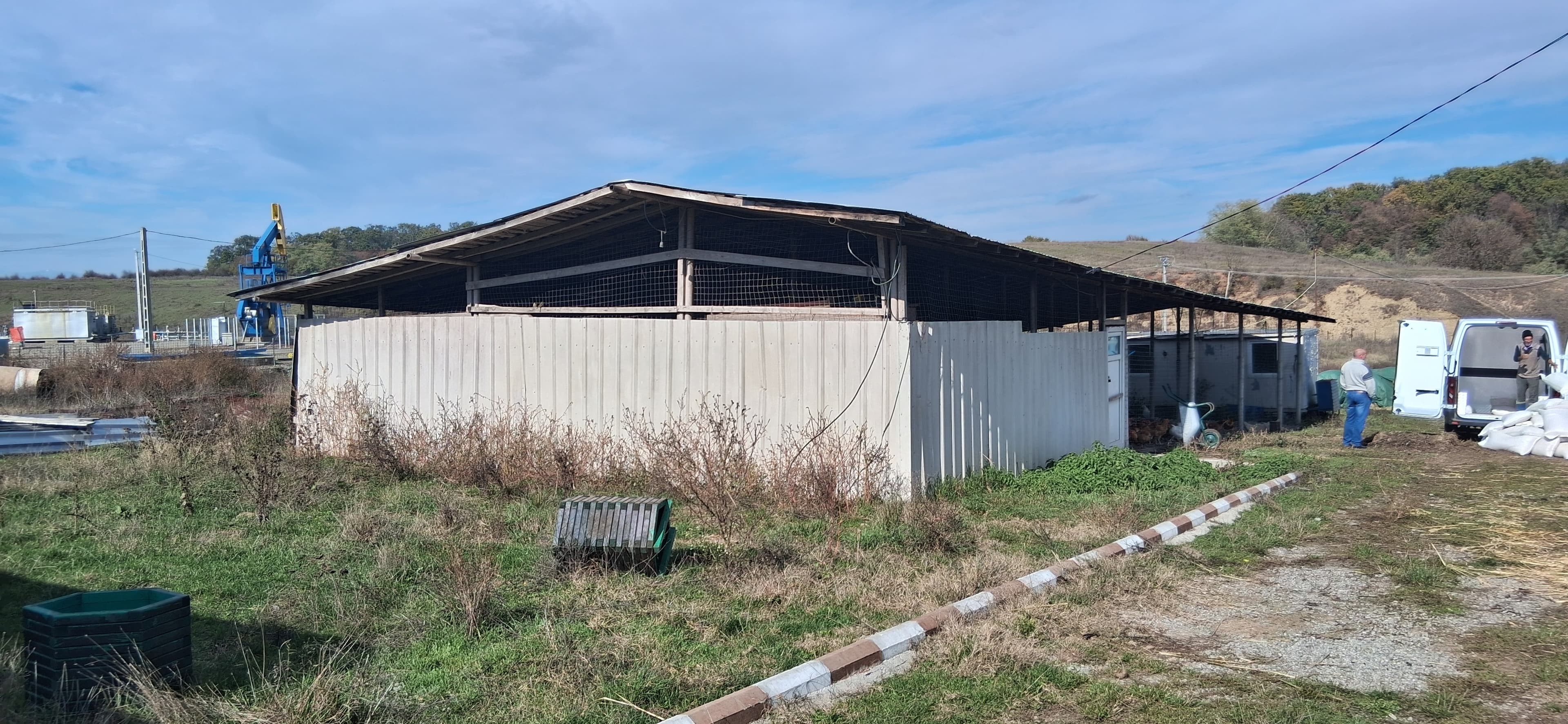 Ferma de vanzare , Orasul Baicoi , Judetul Prahova , zona Dambu - 5